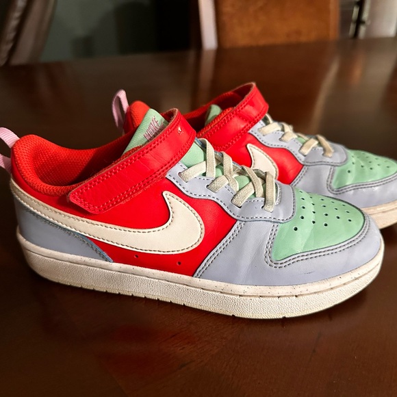 Kids' Nike Multicolor Sneakers - Picture 1 of 3